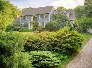 53 Newfane Rd, Bedford, NH 03110