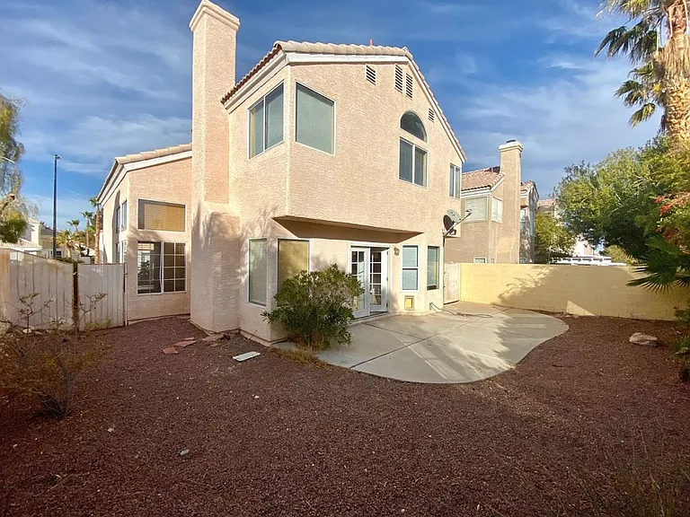 8009 Dover Shores Ave — Photo 31