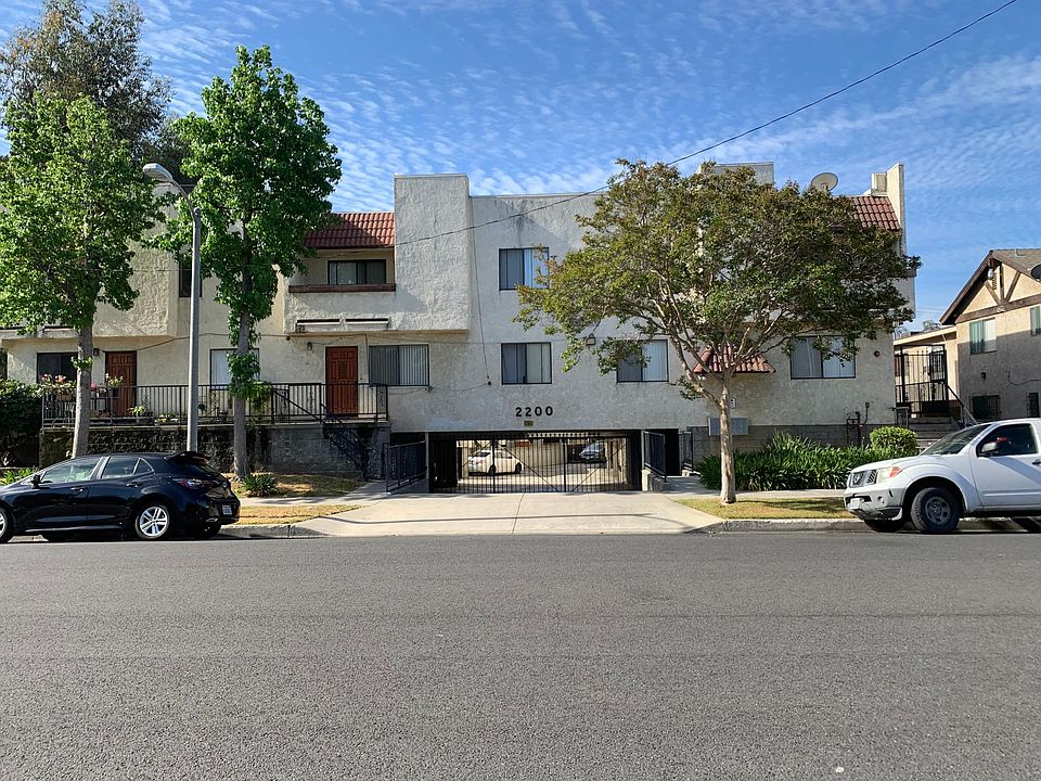 1st image of 2200 Larch St #A