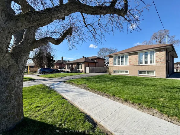 18 Willsteven Dr, Toronto, ON M1G 1C4