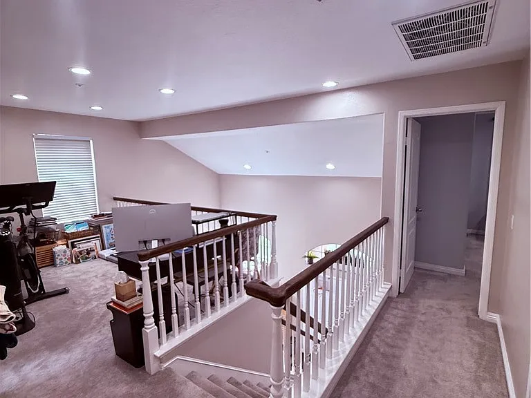 8184 Constantine Dr — Photo 17
