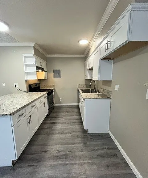 Candlewood Apartments — Photo 3