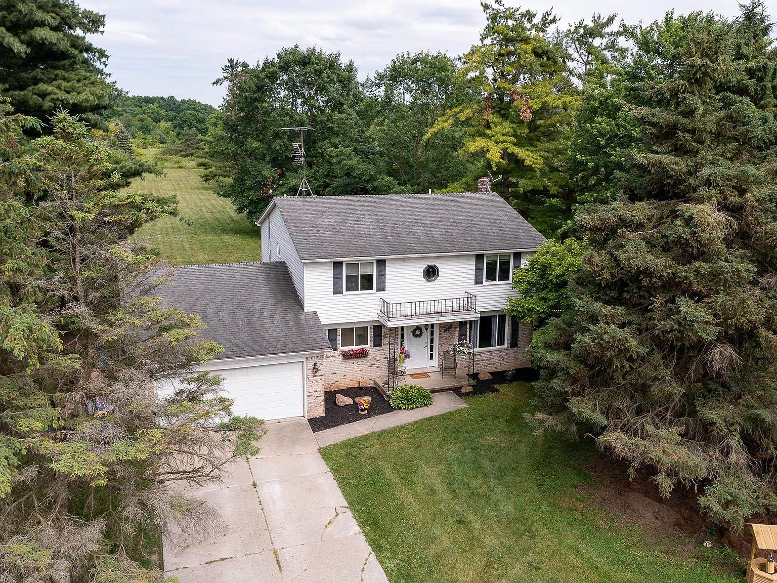 80466 Capac Rd, Armada, MI 48005 Zillow