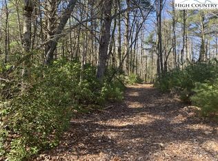 Mountain Cross Ln, Glade Valley, NC 28627