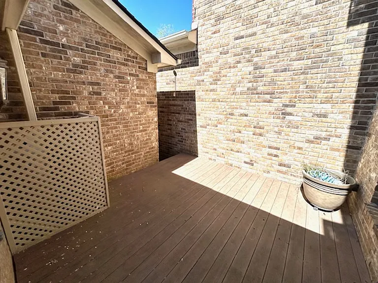234 W Lake Cir — Photo 19