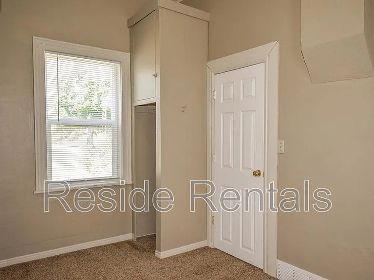 502 W Center St #1 — Photo 14