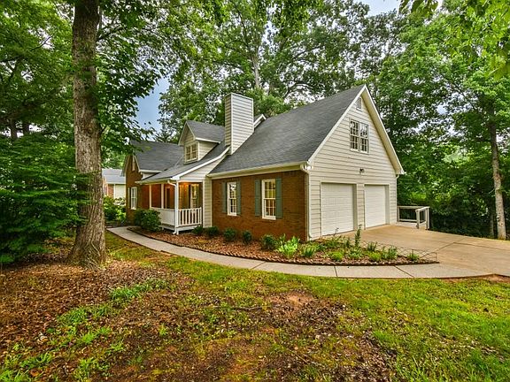 3rd image of 108 Timber View Ct