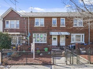 5336 66th St, Maspeth, NY 11378
