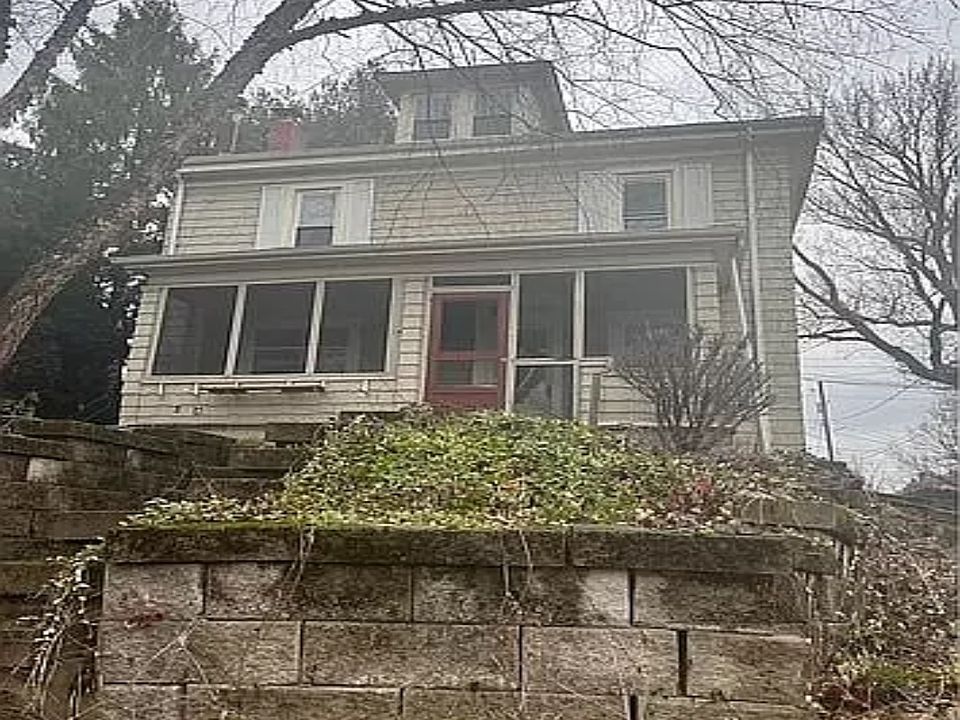 1st image of 386 E Northwood Ave