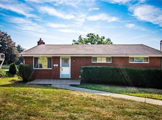 606 Julia Dr, Canonsburg, PA 15317