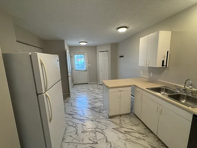 501 Maple St — Photo 6
