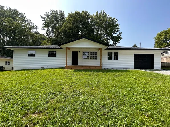 303 S Scott St, Saint Paul, IN 47272