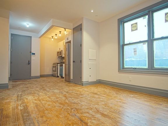 2nd image of 264 Sullivan Pl #44