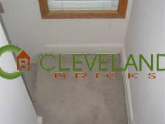 4th image of 3472 W 90th St