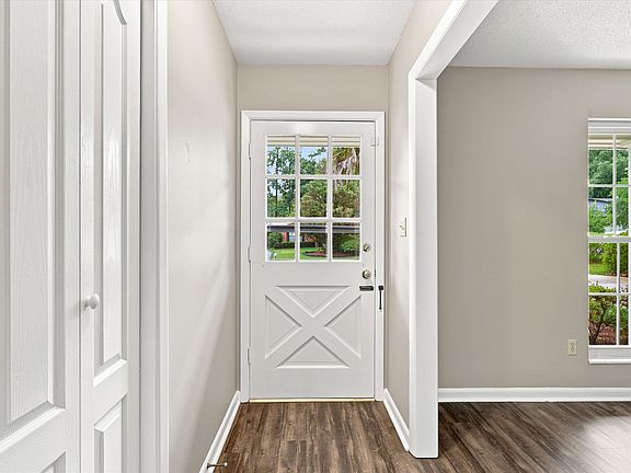 2nd image of 3005 Tipperary Dr