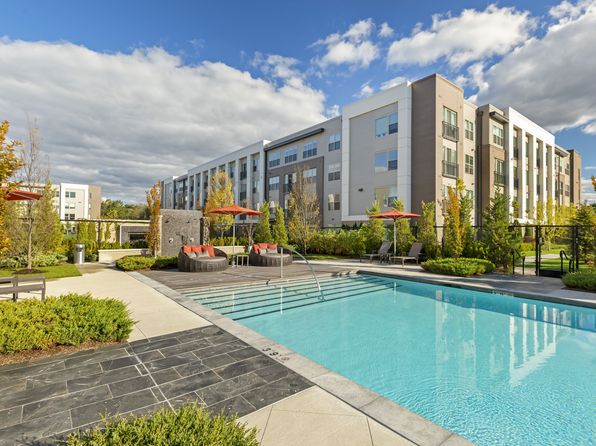 1 Tech Valley Dr #3539935