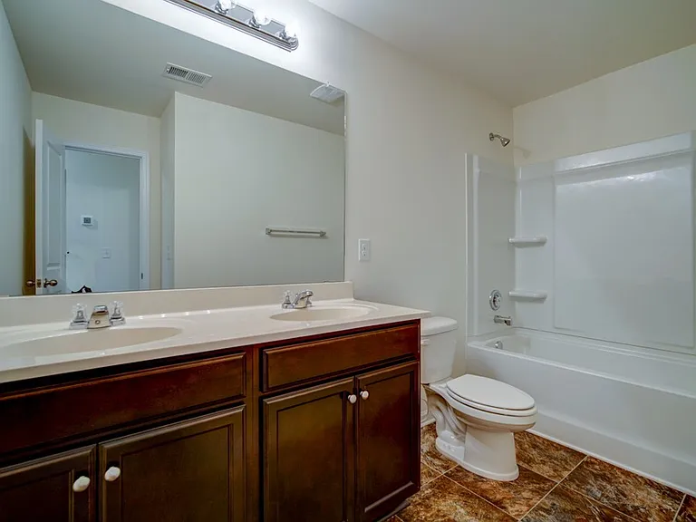584 Craftsman Ln — Photo 31