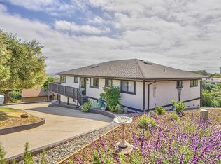 22607 Black Mountain Rd, Salinas, CA 93908