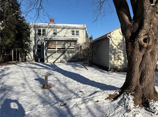 10 Jesse Davis Ln, Barrington, RI 02806