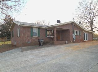 788 McKinley Dr, Roanoke, AL 36274