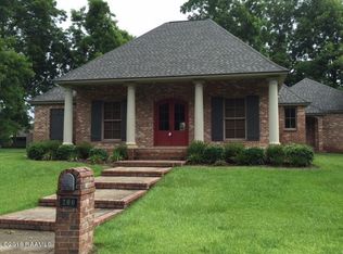 200 Red Barn Dr, Carencro, LA 70520