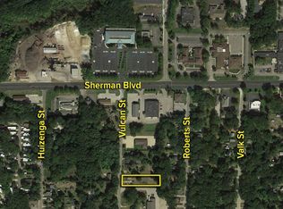 2706 Vulcan St, Muskegon, MI