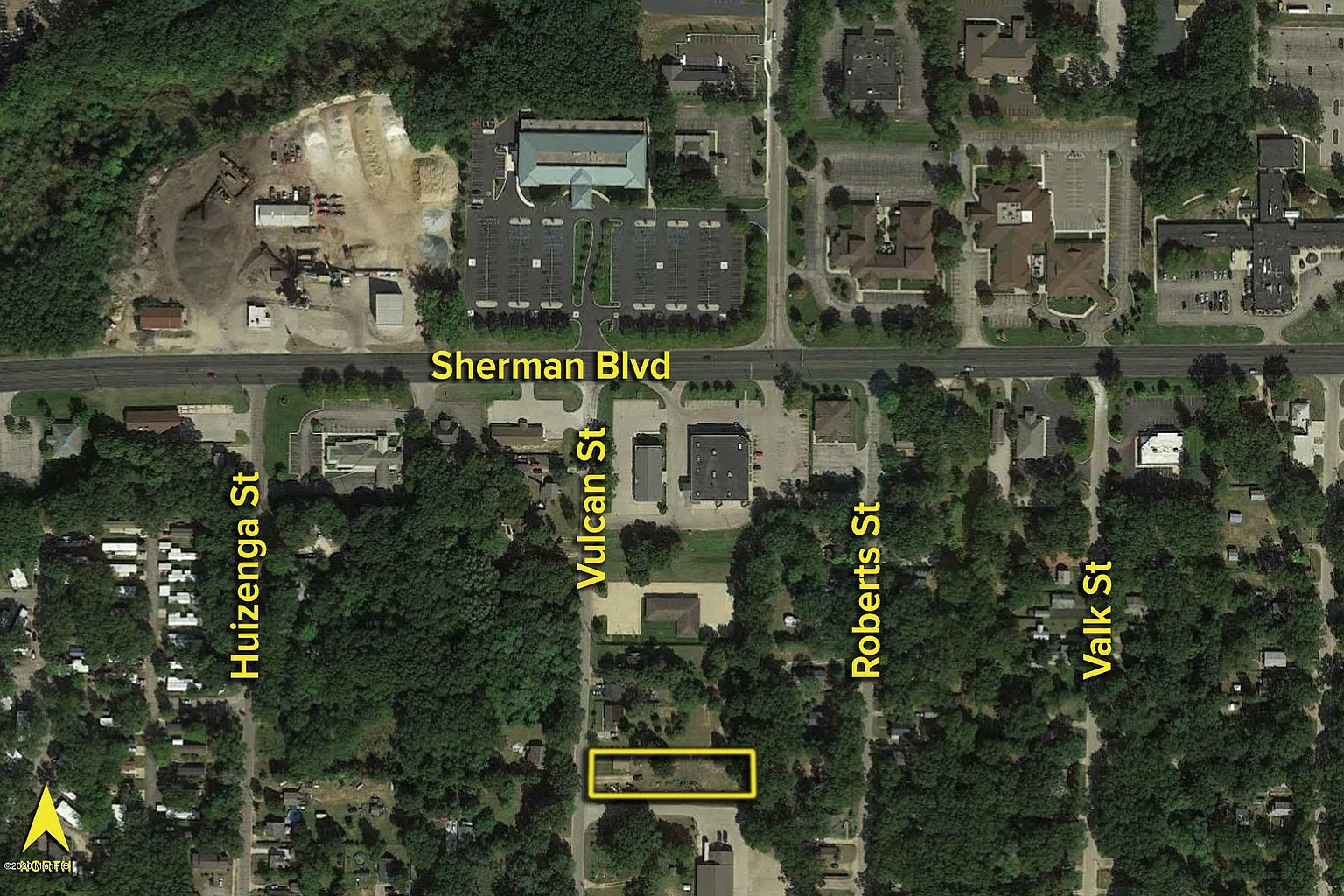 2706 Vulcan St photo 1
