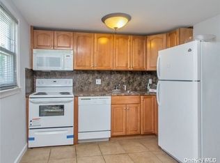 190 Hicksville Rd, Bethpage, NY 11714