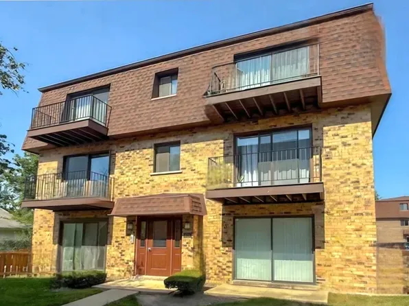 9709 Bianco Ter APT E, Des Plaines, IL 60016