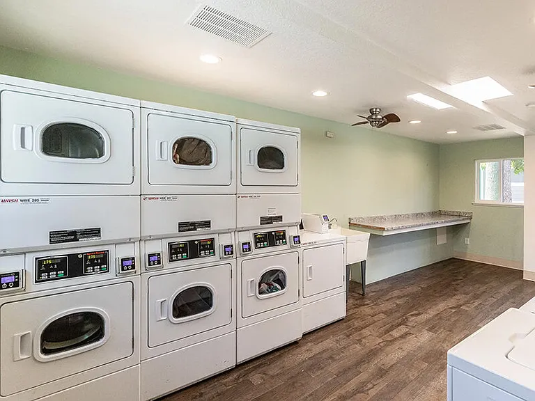 Peachwood Apartments — Photo 12