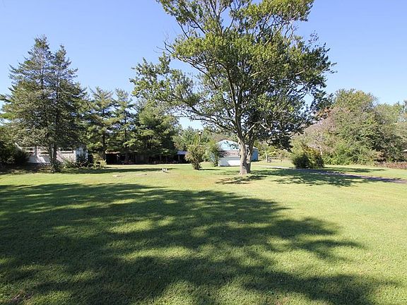 5th image of 28101 Fluharty Dr