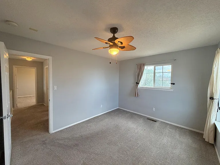 7300 Tricia Rd NE — Photo 27