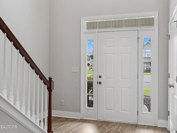 4th image of 1201 Finlaw Way