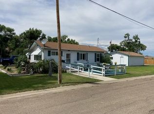 404 5th Ave NE, Sidney, MT 59270