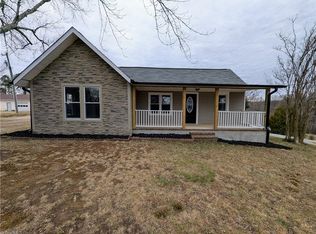 4229 Fuller Mill Rd N, Thomasville, NC 27360