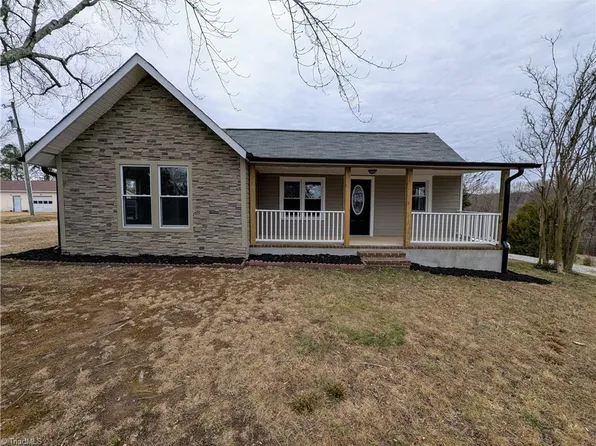 4229 Fuller Mill Rd N, Thomasville, NC 27360