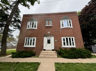 1123 Lewis St #3, Dekalb, IL 60115