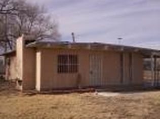 7633 Eloise Pl SW, Albuquerque, NM 87105
