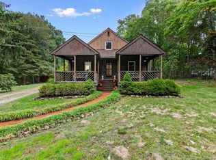 78 Old Post Rd, Clinton, CT 06413