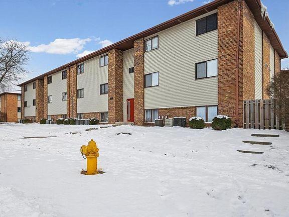2nd image of 1916 Tracy Dr APT 31