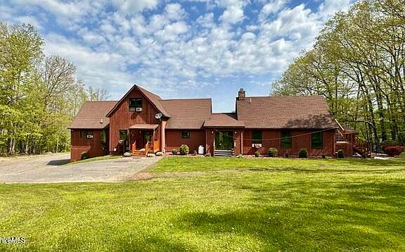 2nd image of 65 Johnny Cake Hill Rd