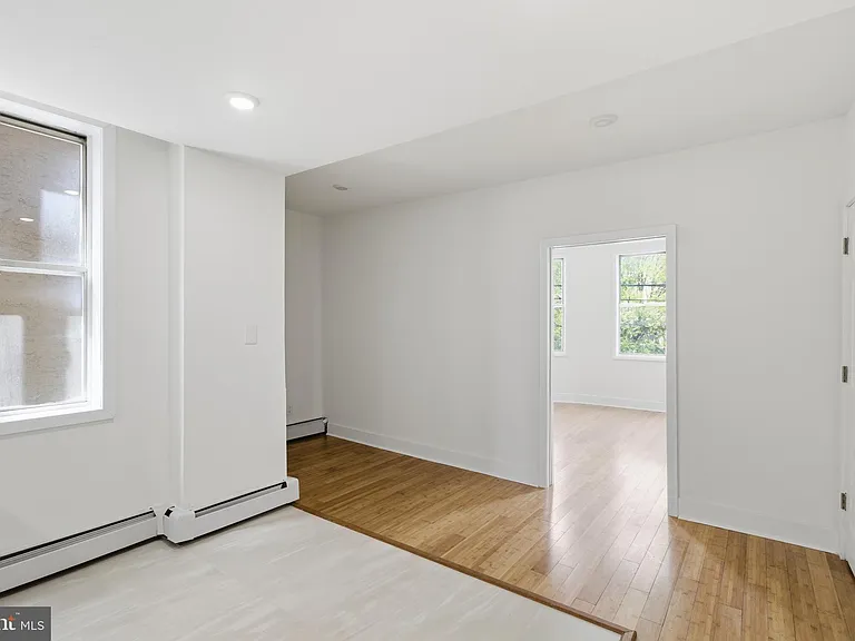 5939 Drexel Rd #CARRIAGE — Photo 10