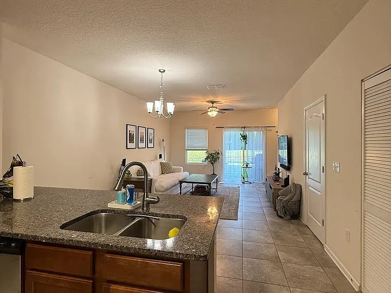 705 Servia Dr — Photo 10