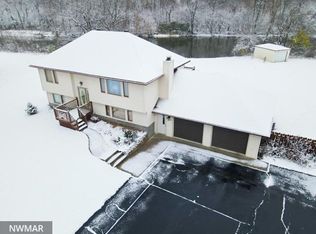 2033 Danny Dr, Thief River Falls, MN 56701