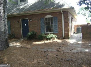 934 Park Pl NE, Conyers, GA 30012