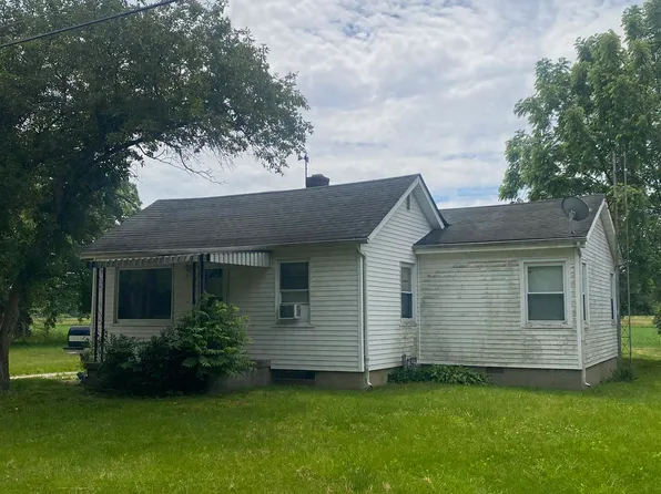 10216 W Powdermill Rd, Edwards, IL 61528