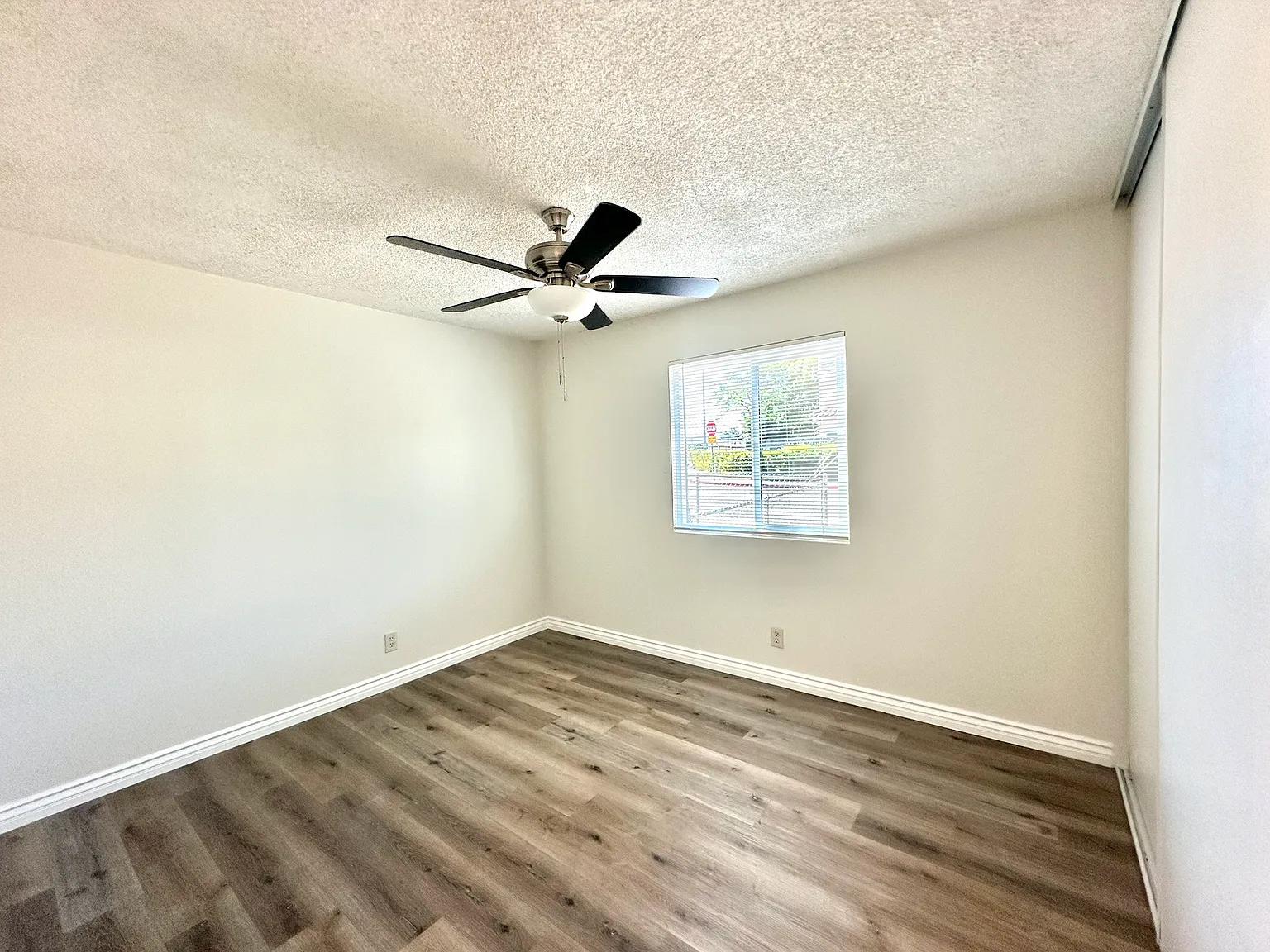 2 bed, 850 sqft, $2,195 — Photo 3