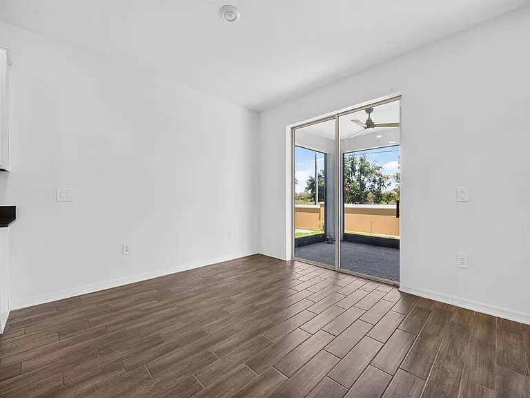 281 Piave St — Photo 15