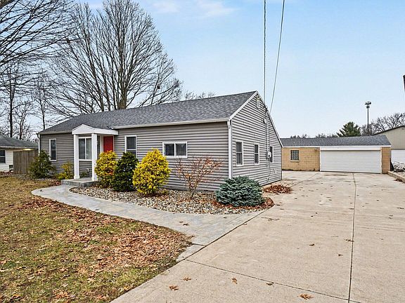 2nd image of 1109 State Line Rd