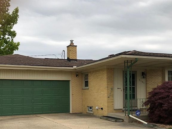 3rd image of 1191 Georgina Dr